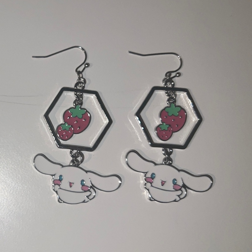 Cinnamoroll Earrings